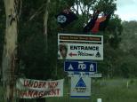 Cania Gorge Tourist Retreat - Monto: Entrance signage approaching the park.