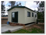Mudgee Tourist & Van Resort - Mudgee: Cottage accommodation ideal for families, couples and singles
