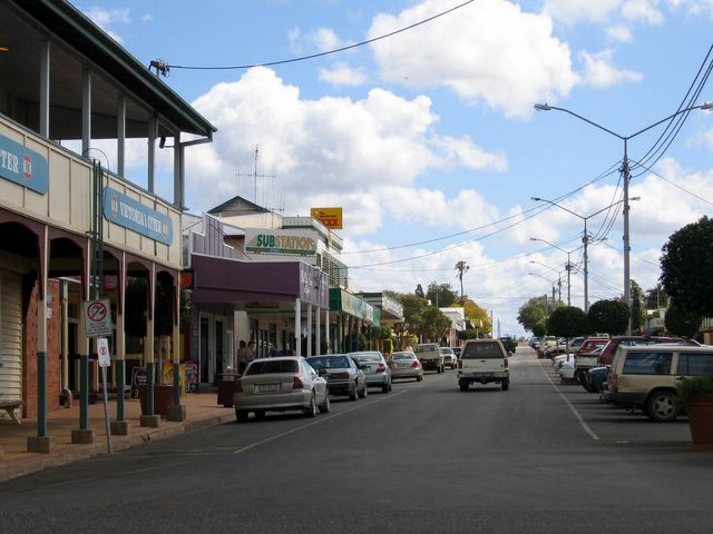 Citrus Country Caravan Village - Mundubbera: Main street of Mundubbera