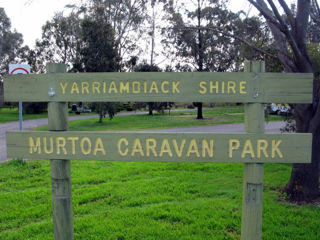 Murtoa Caravan Park - Murtoa: Murtoa Caravan Park welcome sign