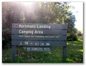 Korsmans Landing Camping Area - Myall Lakes National Park: Welcome sign - no pets