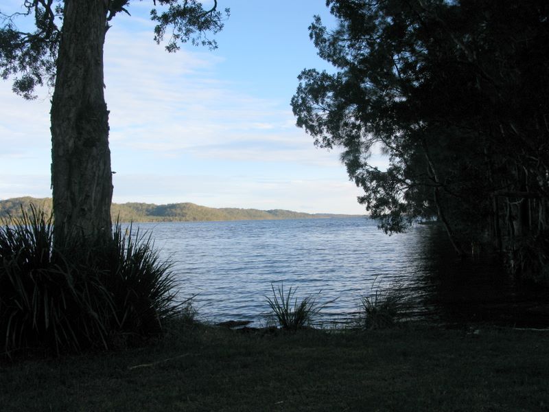 Little Lake (Neranie) Campground - Myall Lakes National Park: Beautiful water views