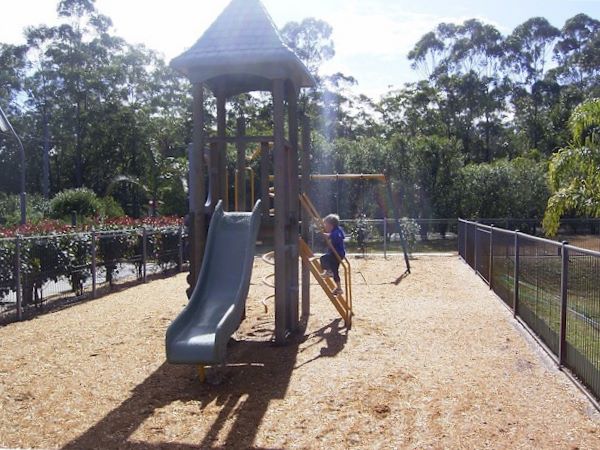 Myola Tourist Park - Myola: Playground for children..
