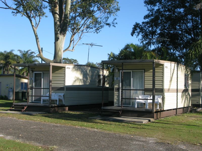 Aukaka Caravan Park - Nambucca Heads: Budget cabin accommodation
