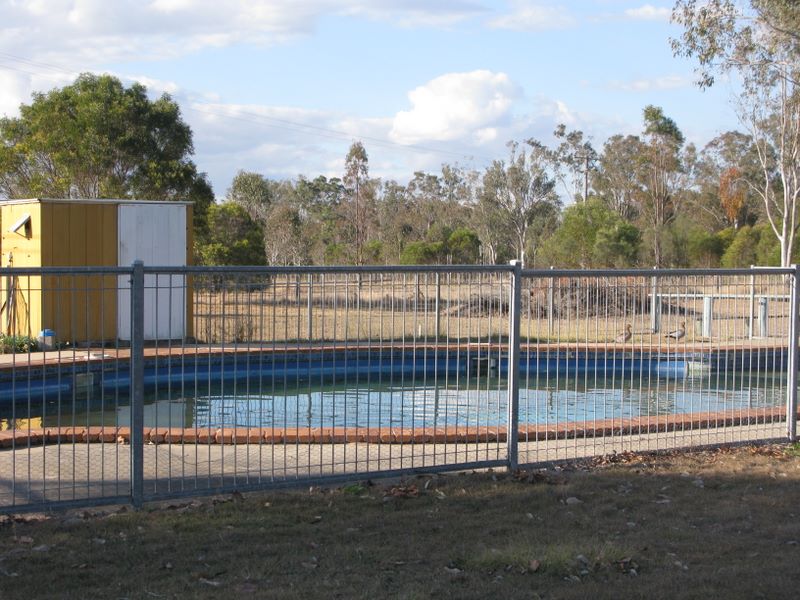 Nanango Caravan & Motorhome Park - Nanango: Swimming pool