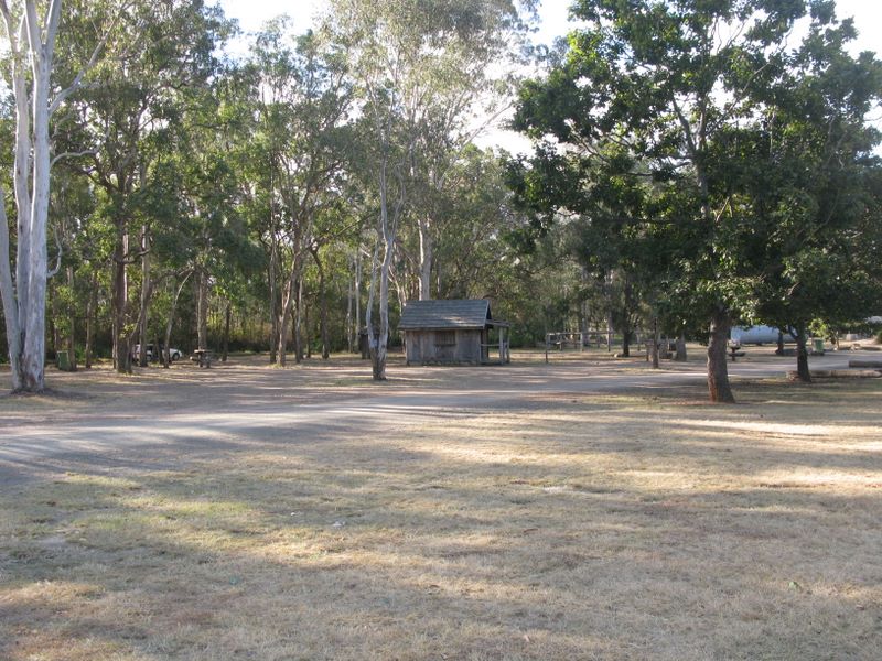 Tipperary Flat Park - Nanango: Lots of space here