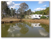 Twin Gums Caravan Park - Nanango: Powered sites for caravans with water views