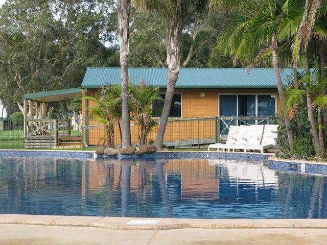 Easts Narooma Shores Holiday Park (BIG4) - Narooma: Swimming pool