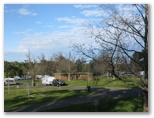 Lake Talbot Tourist Park - Narrandera: Good paved roads throughout the park