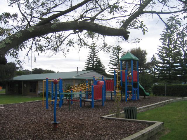 Narrawong Holiday Park - Narrawong: Playground for children