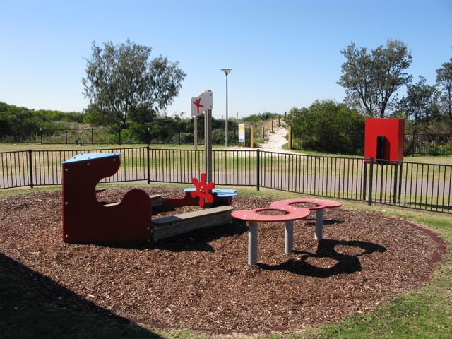 Stockton Beach Tourist Park - Stockton Newcastle: Playground for children.