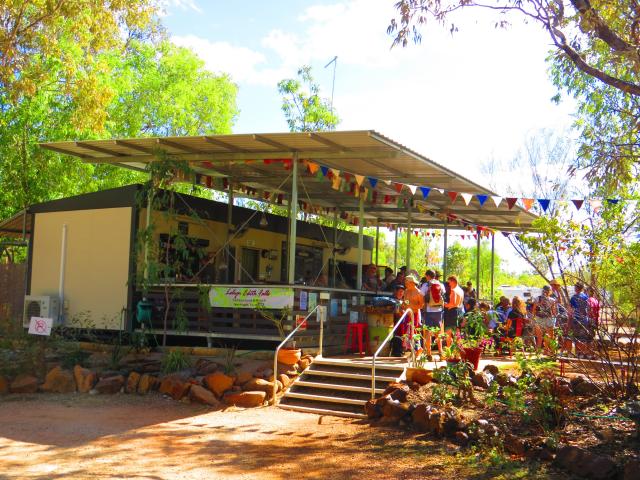 Edith Falls (Leliyn) Campground - Nitmiluk National Park: Office and cafe.
