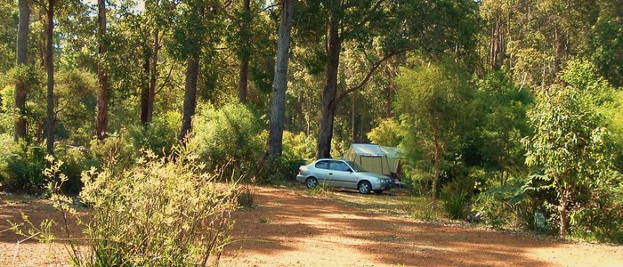 Roundtu It Eco Caravan Park - Northcliffe: Campsites