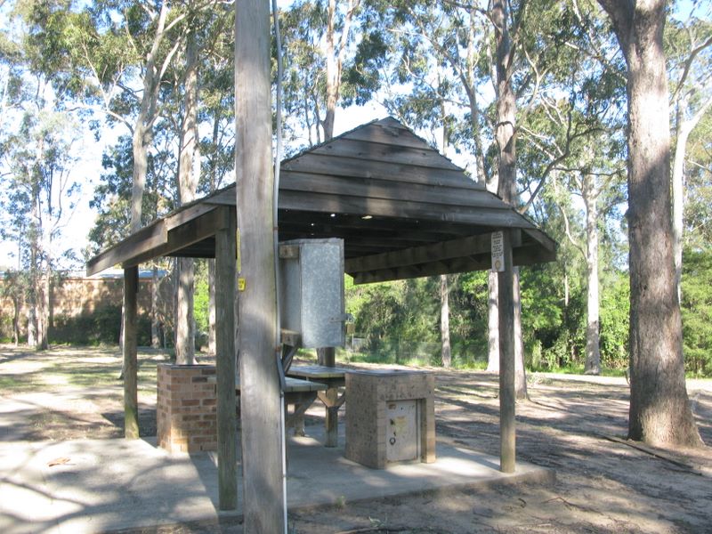 Nowra South Rest Area - Nowra: Sheltered outdoor BBQ