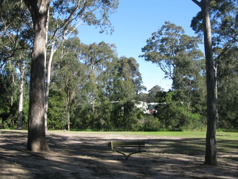 Nowra South Rest Area - Nowra: Large open area where you can stay and rest