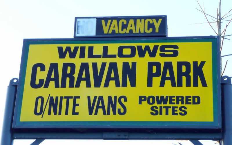 The Willows - Nowra: Willows Caravan Park welcome sign