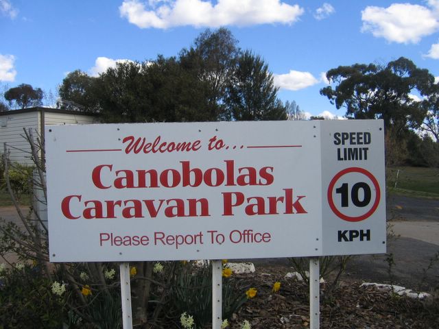 Canobolas Caravan Park - Orange: Welcome sign