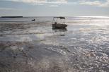Cape Keraudren - Pardoo: Tinnie at low tide