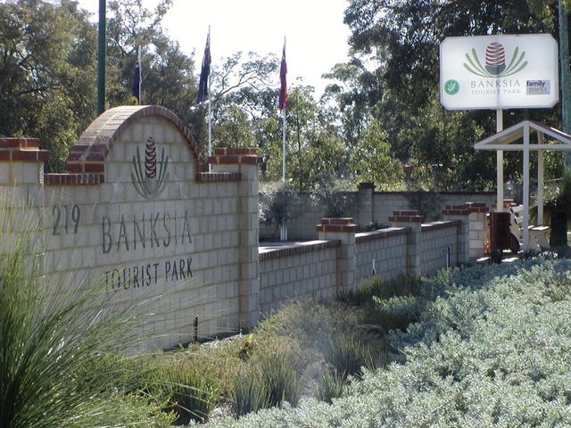 Banksia Tourist Park - Midland Perth: Banksia Tourist Park welcome sign