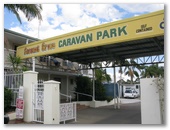 The Bay Caravan Park - Pialba: Welcome sign (Archive from 2011) 