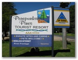 Porepunkah Pines Tourist Resort - Porepunkah: Poerpunkah Pines Tourist Resort welcome sign