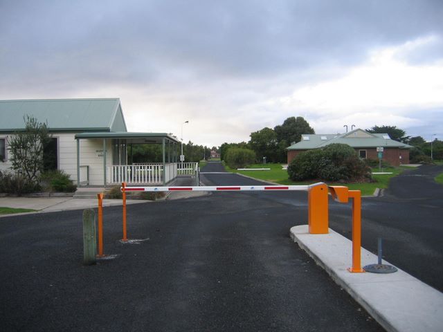 Southcombe by the Sea Caravan Park - Port Fairy: Secure entrance and exit