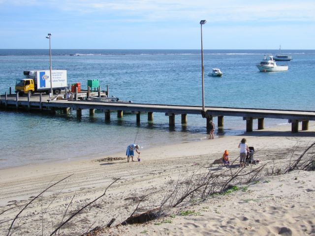 Port Gregory Caravan Park - Port Gregory: Nearby jetty