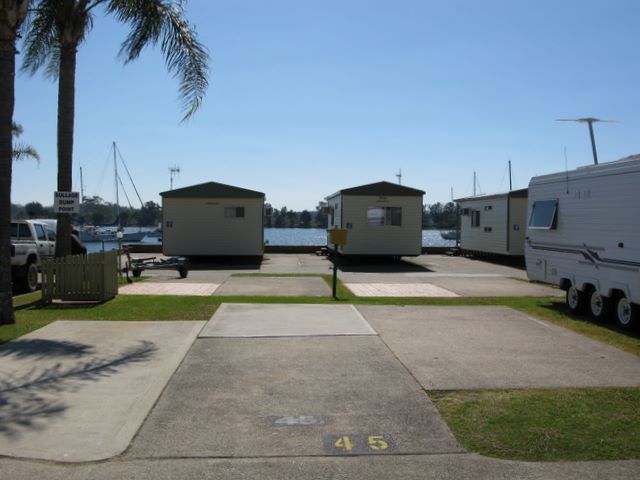 Aquatic Caravan Park - Port Macquarie: Powered sites for caravans with large slabs