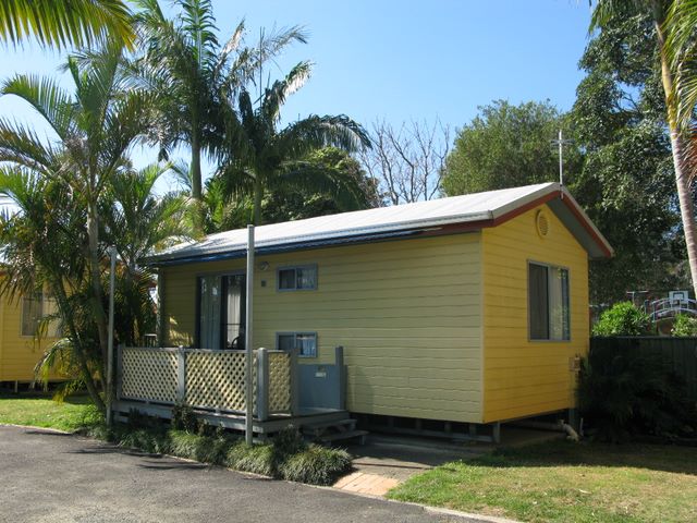 Marina Holiday Park - Port Macquarie: Cottage accommodation, ideal for families, couples and singles