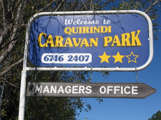 Quirindi Caravan Park - Quirindi: Quirindi Caravan Park welcome sign