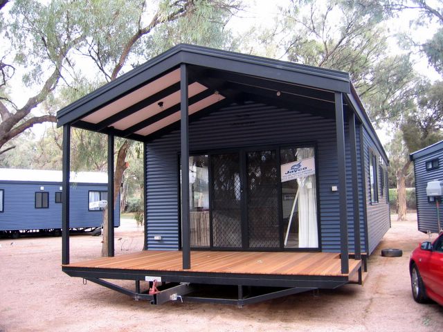 BIG4 Renmark Riverside Caravan Park - Renmark: Cottage accommodation ideal for families, couples and singles