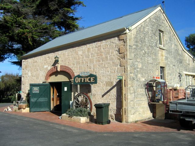 Lakeside Tourist Park 2006 - Robe: Reception and office in Heritage building
