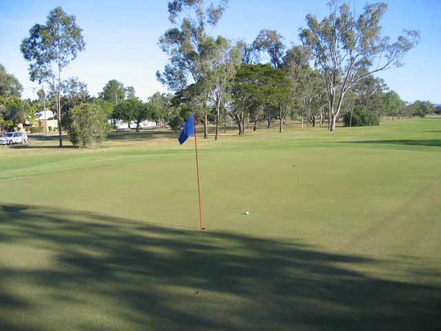 Rockhampton Golf Course - Rockhampton: Green on Hole 3