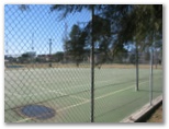 Rylstone Caravan Park - Rylstone: Adjacent tennis court which is available for hire.