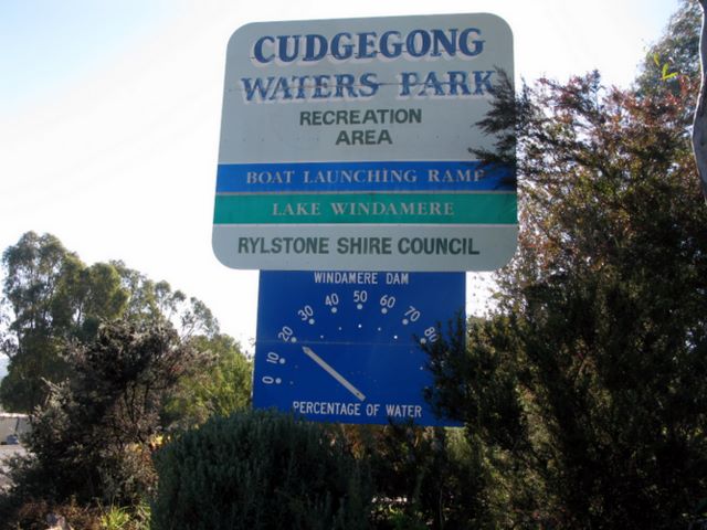 Cudgegong Waters Park - Rylstone: Cudgegong Waters Park Recreation Area Lake Windemere welcome sign