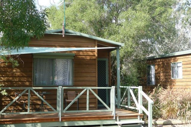 BIG4 Shepparton East Holiday Park - Shepparton: Cottage accommodation, ideal for families, couples and singles