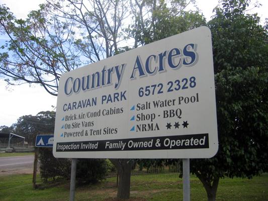 Country Acres Caravan Park - Singleton: Country Acres Caravan Park welcome sign