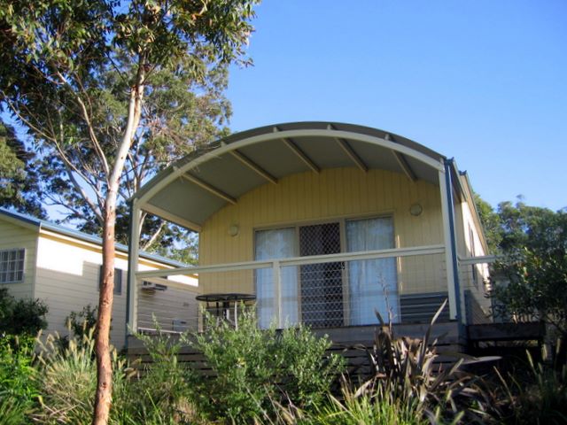 Soldiers Point Holiday Park - Soldiers Point: Cottage accommodation ideal for families, couples and singles