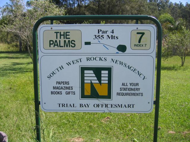 South West Rocks Golf Course - South West Rocks: Layout of Hole 7 - Par 4, 355 meters
