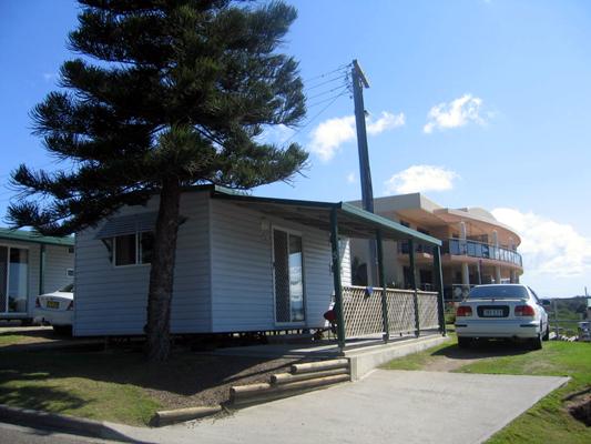 Horseshoe Bay Beach Park - South West Rocks: Cottage accommodation, ideal for families, couples and singles