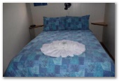 BIG4 St Helens Holiday Park - St Helens: Standard Four Berth main bedroom