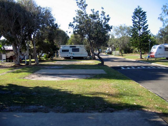 Coolum Beach Caravan Park - Coolum Beach: Powered sites for caravans
