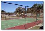 Dicky Beach Family Holiday Park - Caloundra: Tennis Court
