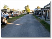 Badgee Caravan Park - Sussex Inlet: Good paved roads throughout the park