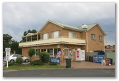 Seacrest Caravan Park - Sussex Inlet: Shop at the entrance to the park is well stocked.