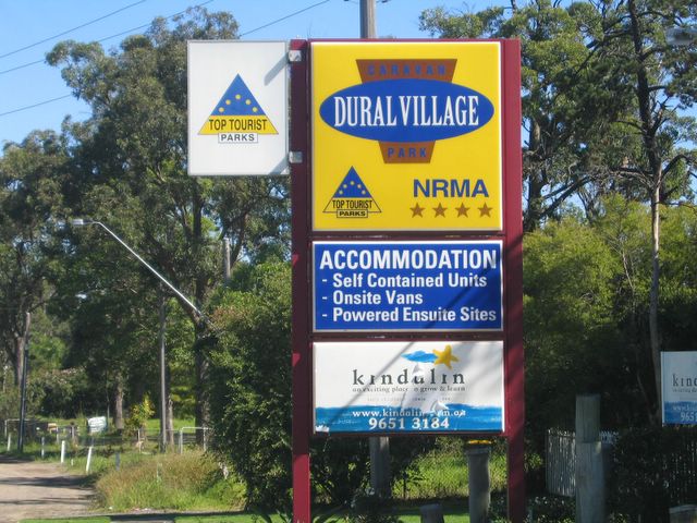 Sydney Hills Holiday Village - Dural: Dural Village Caravan Park welcome sign
