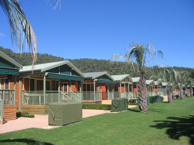 Ko Veda Holiday Village - Wisemans Ferry: Cottage accommodation ideal for families, couples and singles
