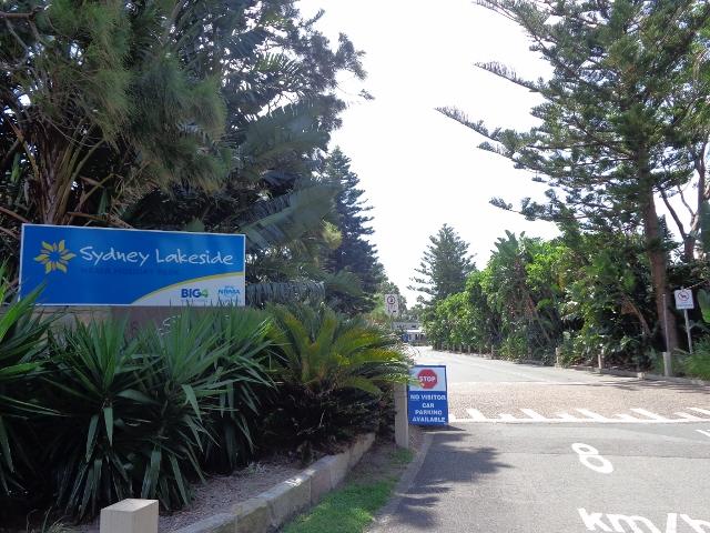 NRMA Sydney Lakeside Holiday Park - Narrabeen: Entrance to park 