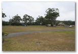 Lake Tabourie Tourist Park - Tabourie Lake: Acres of unpowered sites