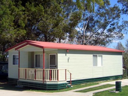 Austin Tourist Park - Tamworth: Cottage accommodation, ideal for families, couples and singles